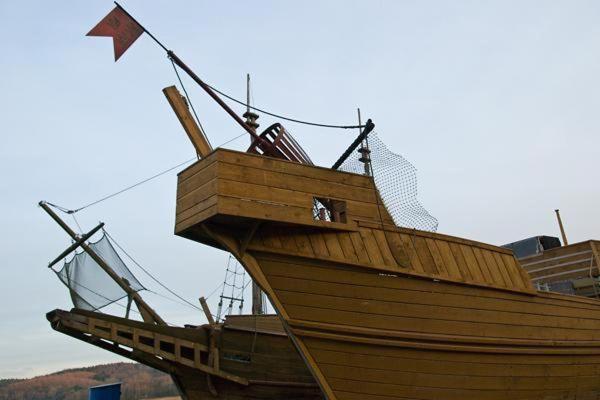 Familienzimmer Mit Gemeinschaftsbad Gross Banzelvitz Eksteriør billede