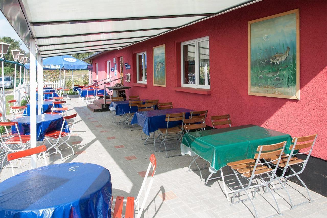Familienzimmer Mit Gemeinschaftsbad Gross Banzelvitz Eksteriør billede