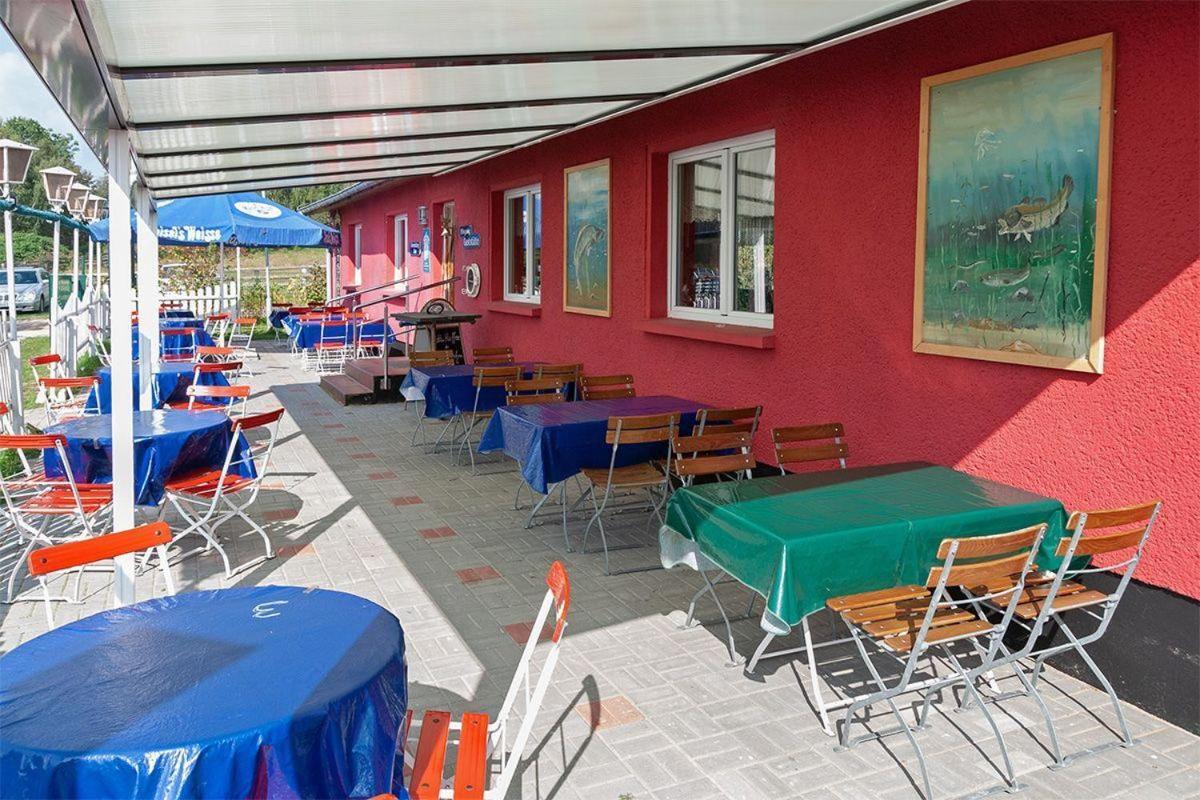Familienzimmer Mit Gemeinschaftsbad Gross Banzelvitz Eksteriør billede